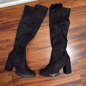 Fashion Nova Black Shoe Box